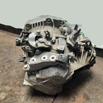 Predám prevodovku 6-rých. Opel Antara 2.2 CDTI 4x4 - 3
