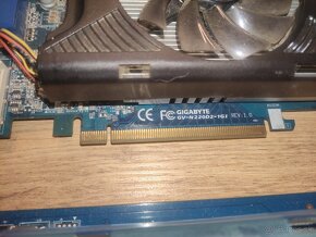 NVIDIA GeForce GT 220 1 GB - 2ks - 10€ spolu - 3