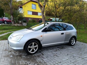 Honda Civic 7G - 3
