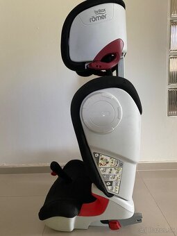 Autosedačka BRITAX Römer KIDIFIX II - ISOFIX 15-36 kg - 3
