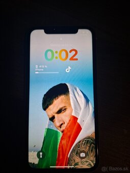 Iphone xr - 3