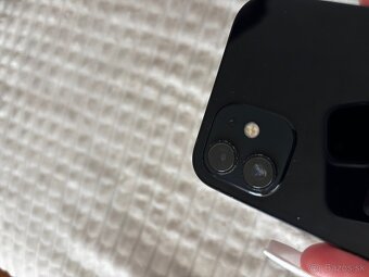 iPhone 12, 64 GB, čierny - 3