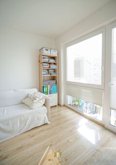 PREDAJ: 3 izbový zariadený byt, balkón, parkovanie, Rajka - 3