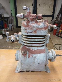 Vákuvový kompresor na dojenie dobytka - 3