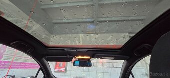 Toyota Yaris Hybrid 1.5 - 3