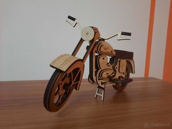 Motorka z dreva - 3