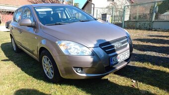 Prenájom vozidla KIA cee’d – spoľahlivé a úsporné auto - 3