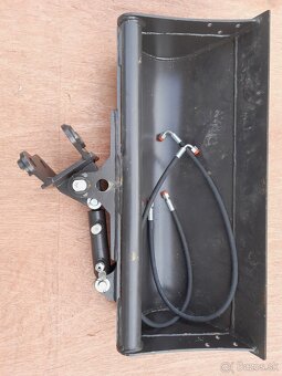 Hydraulická svahovačka 80cm na minibager 0,8-1,2t - 3