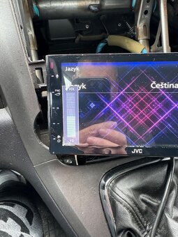 OPRAVA JVC KW-M560BT - 3