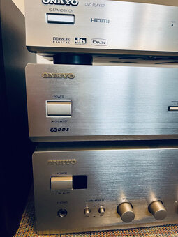 Onkyo - 3