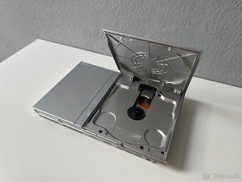 Playstation 2 slim Silver - 3
