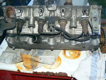 Citroen xsara 1.9 TD 66kw,r.v.98 hlava valcov - 3