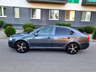 ŠKODA OCTAVIA 2 SEDAN 1,9TDI 77KW AKO NOVA - 3