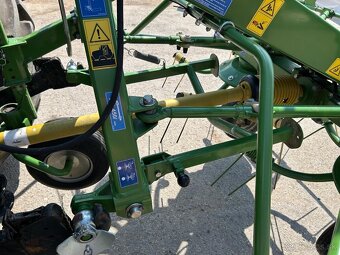 Obracač sena Krone KW 6.72/6 - 3