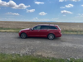 Predám Mercedes C220 kombi 125kw r.v: 2008. 245000km - 3