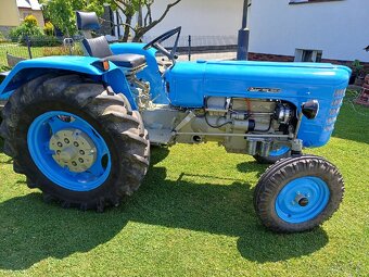 Traktor 3011 - 3