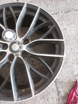 Predám 1kus BMW M disku R18 5x120, ET 30, 8J - 3