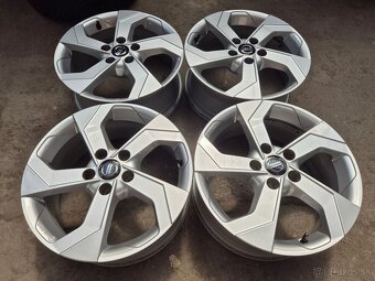 5x114,3 r17 ET40 x 7J elektróny originál NISSAN - 3