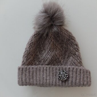 Čiapka s brošňou Nová - 3