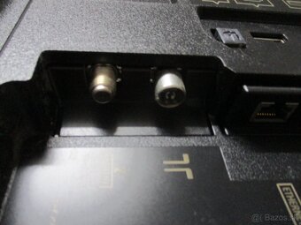 PANASONIC TX58HX810E - 3