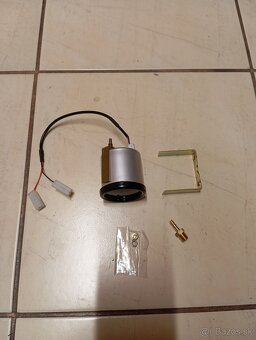 Hodiny tlaku turba - 3