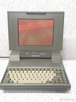 RETRO LAPTOP 》 TOSHIBA T3100 》HISTORICKÝ NOTEBOOK - 3