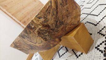 Drevený stolík masív - 3