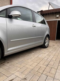 Volkswagen Golf 5 plus 1.9TDI - 3