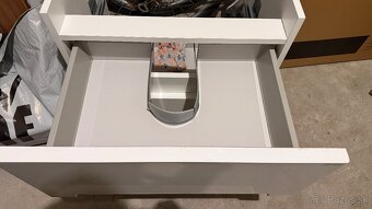 Skrinka s umyvadlom - 3