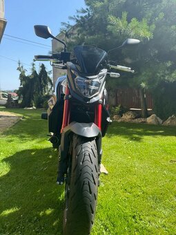 HORNET 750 2023 - 3