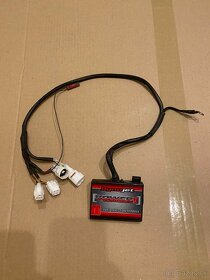 YAMAHA R1 2009-2011 Dynojet Power Commander 5 - 3