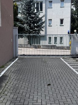 Na predaj veľký2-izbový byt s parkovacím státim v Trenčíne - 3