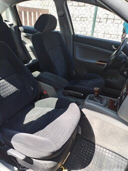 Passat 5.5 facelift 1.9 tdi 96kw - 3