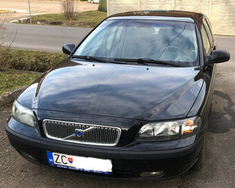 Volvo V-70 - 3