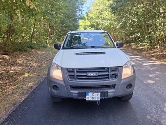 ISUZU D MAX 2,5 TD 4X4 100KW ŤAŽNÉ 3000 KG - 3