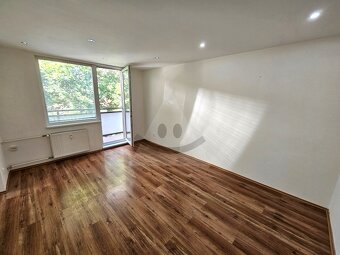Na prenájom rekonštruovaný 1-izb byt s balkónom - 3