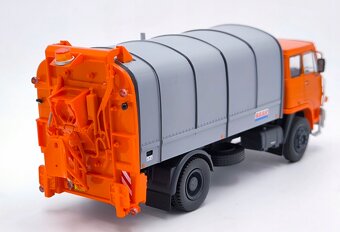 Liaz 110.820 Bobr 1:43 - 3