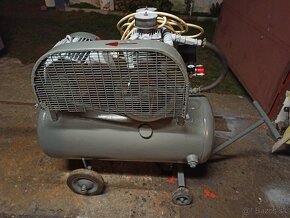 Predám kompresor Ikov dvojválec - 3