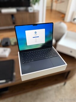 MacBook Air 13.6 M2 - 3