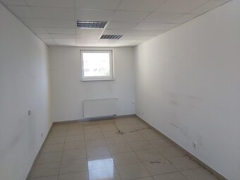 Kancelarske , obchodne, AMBULANCIE , Spišská Bela prenajom - 3