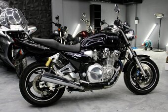 Yamaha XJR 1300 - 3