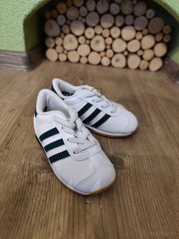 č.22 Nové detské botasky Adidas biele - 3