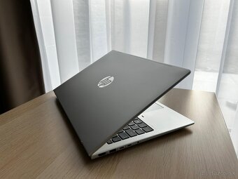 HP ProBook 460 G11 /32 GB RAM / Intel Core Ultra 7 / 1TB SSD - 3