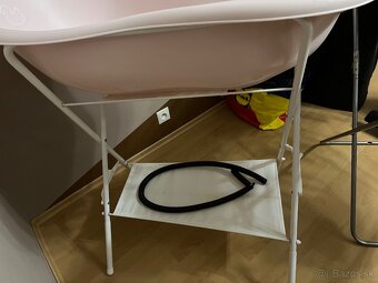 Vanička s vypúšťacím ventilom a hadicou - 3