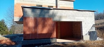 Predaj 4-izbový rodinný dom (hrubá stavba) s pozemkom 585m2 - 3