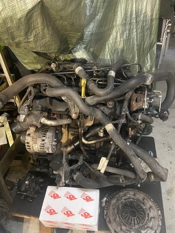 Predám motor 2.2, 88kw - 3