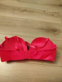 Victoria secret 34C - 3