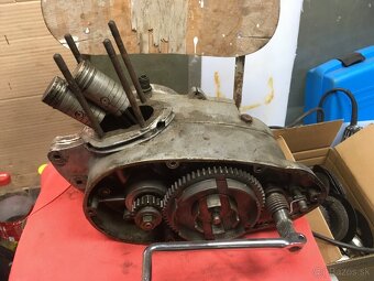 Motor Manet M90 - 3