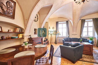 Predaj krásny 2 izbový apartmán, historické centrum - 3