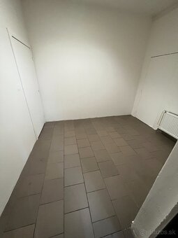 Obchodný priestor na prenájom - 3